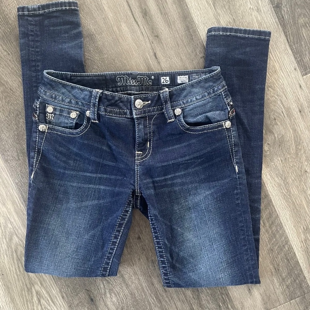 Miss Me jeans Mid Rise Skinny sz 26”  30” inseam Bling